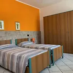 مزرعة للإقامة Agriturismo Gli Ulivi *