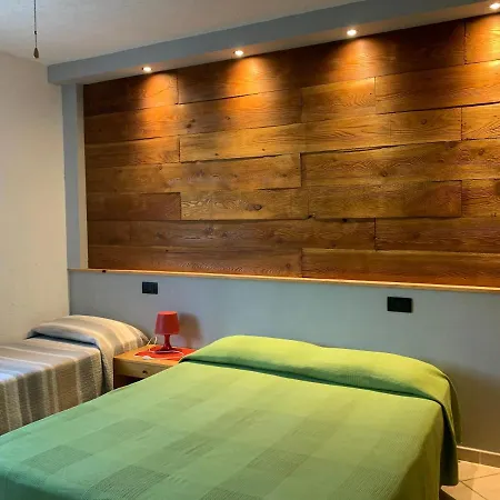 Gli Ulivi Farm stay Garlenda